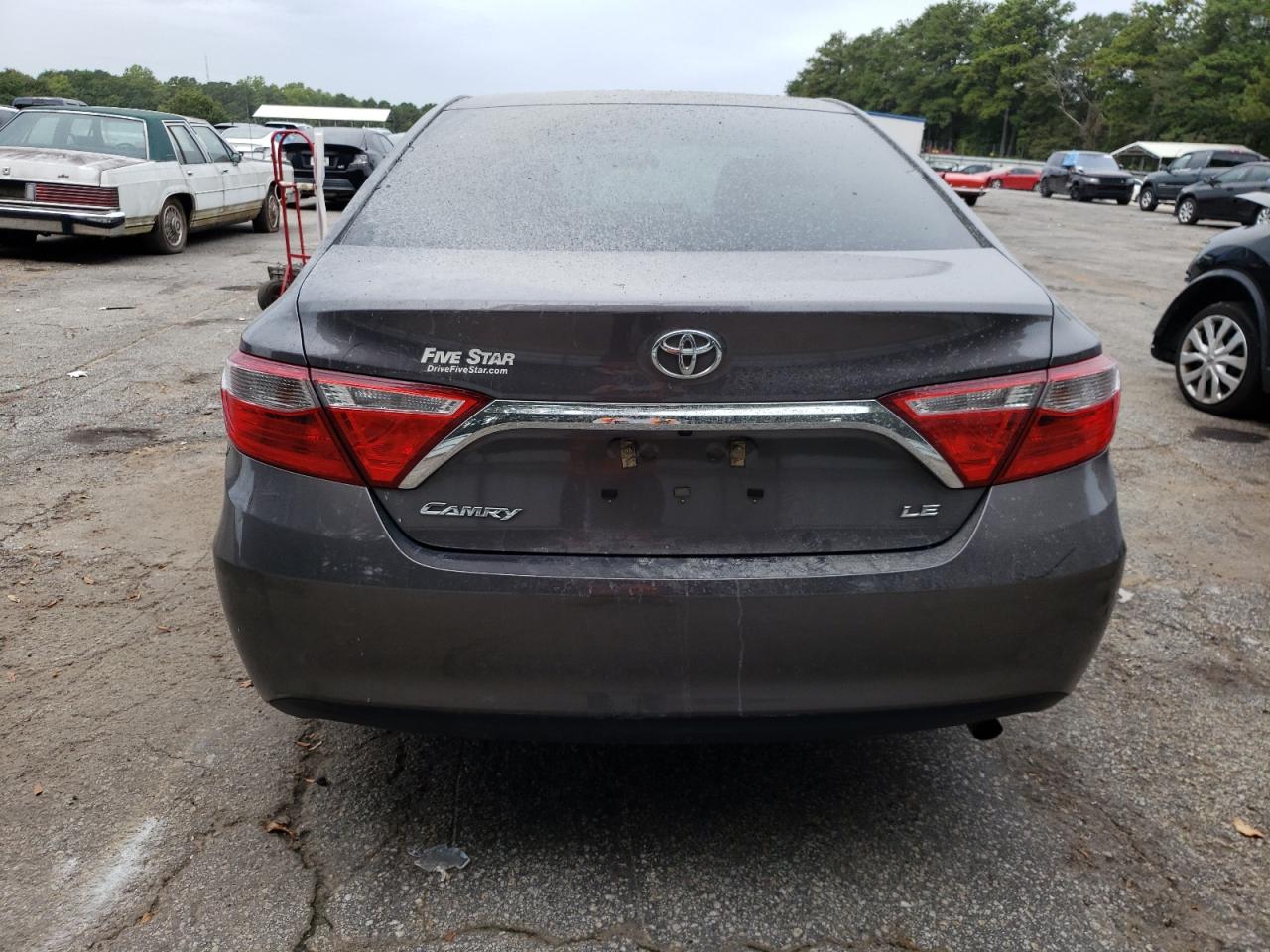 4T1BF1FK0HU670685 2017 Toyota Camry Le