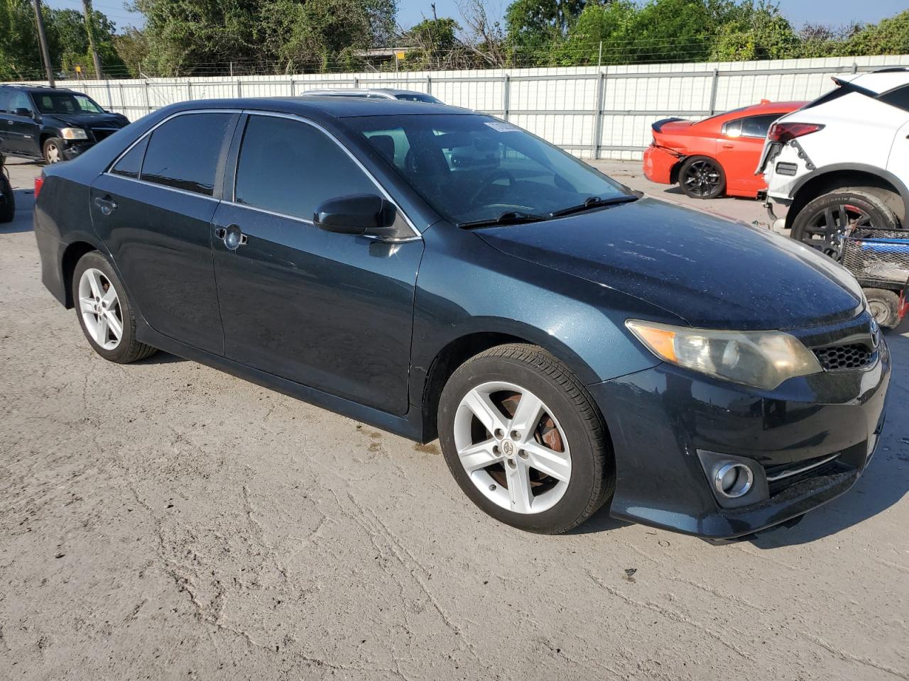2012 Toyota Camry - Image 4