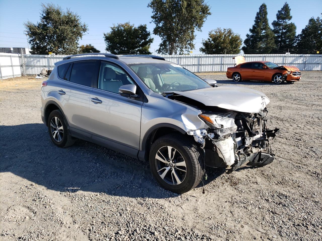 2017 Toyota Rav4 Xle VIN: 2T3WFREV0HW374648 Lot: 69957134