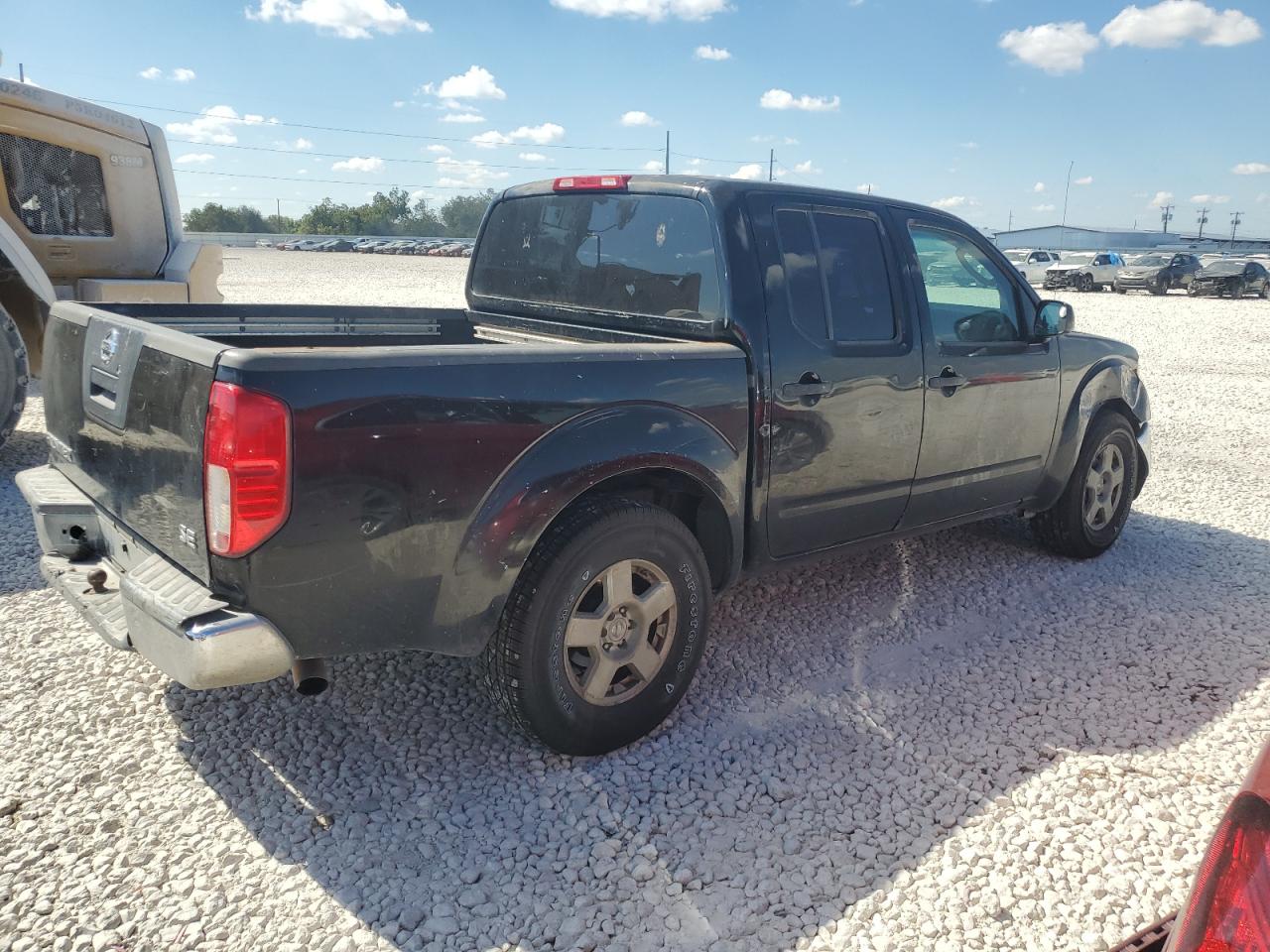 1N6AD07U55C418459 2005 Nissan Frontier Crew Cab Le