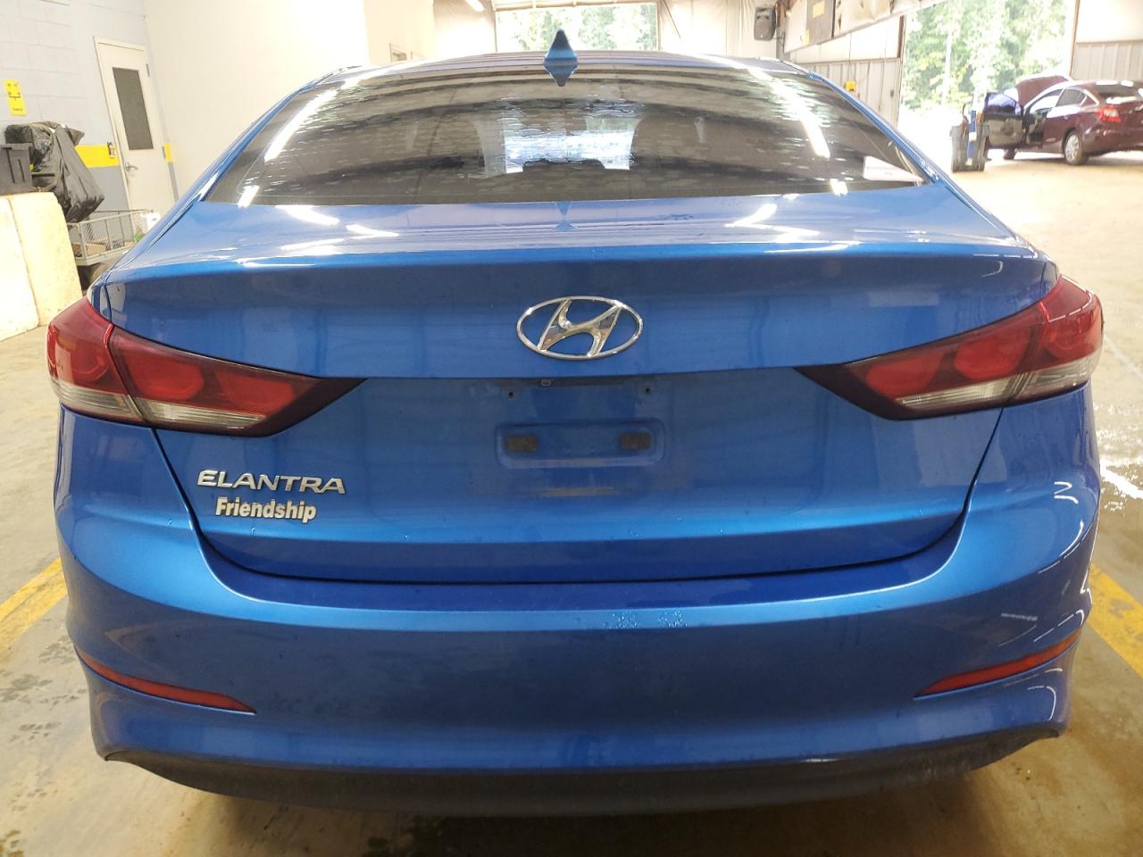 KMHD84LF1HU241003 2017 Hyundai Elantra Se