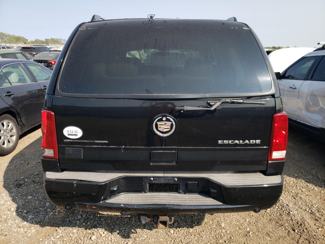 1GYEK63N42R111007 2002 Cadillac Escalade Luxury