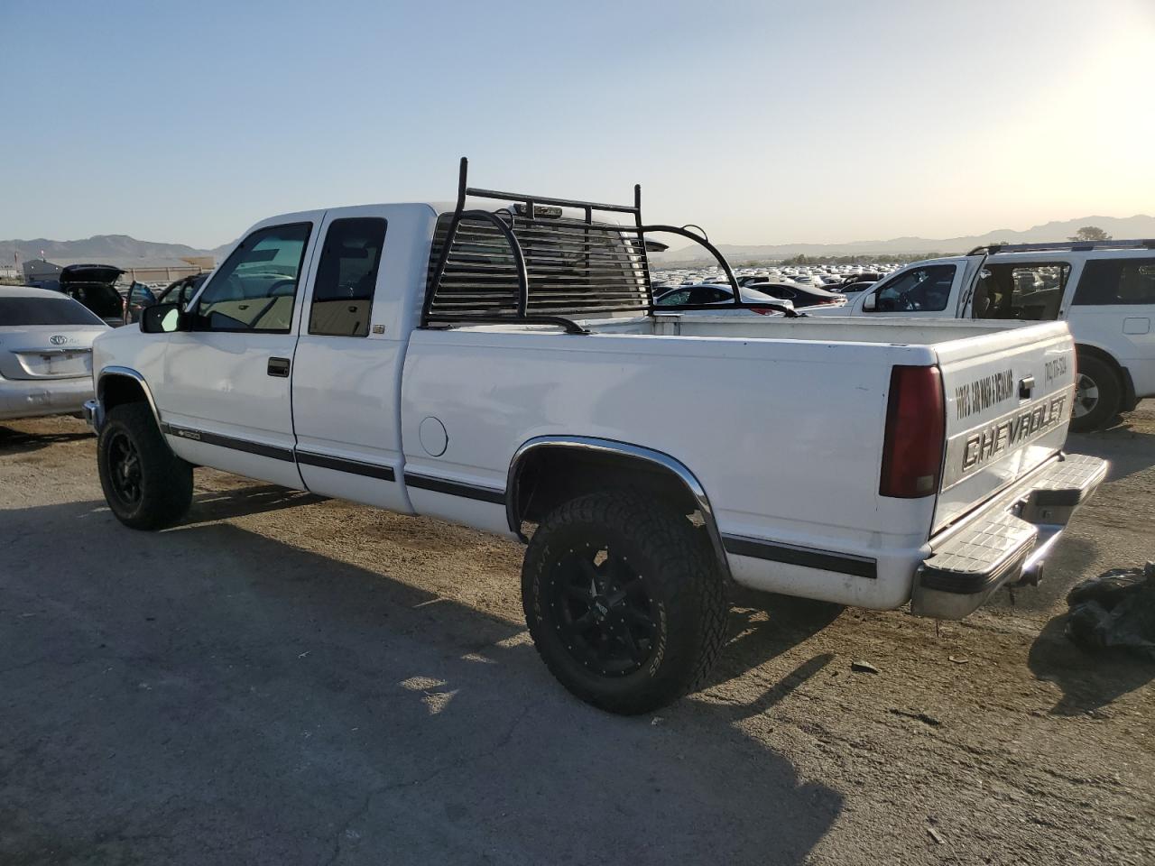 1996 Chevrolet Gmt-400 C1500 VIN: 2GCEC19R5T1154734 Lot: 71489414