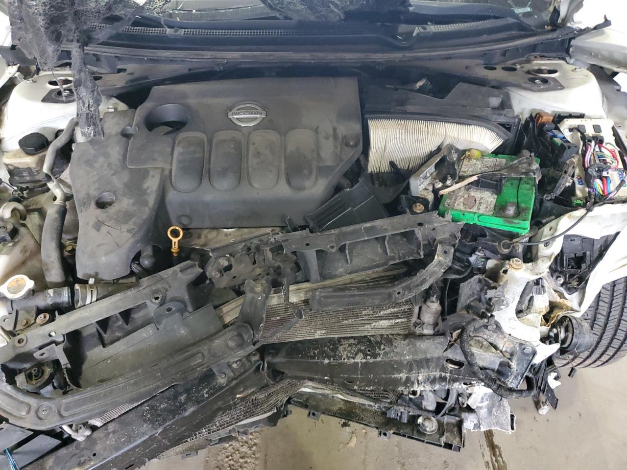 2010 Nissan Altima - Image 12