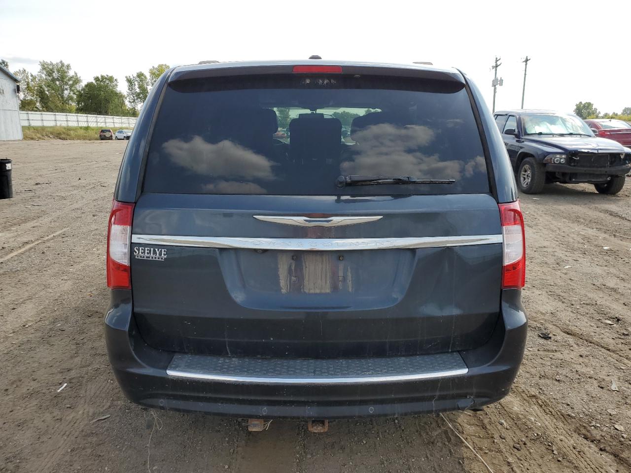 2014 Chrysler Town & Country Touring L VIN: 2C4RC1CG2ER273094 Lot: 70252684