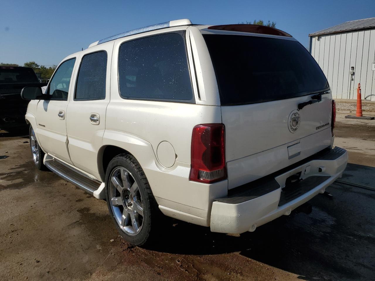 2003 Cadillac Escalade Luxury VIN: 1GYEC63T23R151311 Lot: 72457564