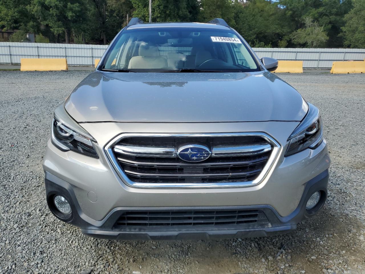 2019 Subaru Outback 3.6R Limited VIN: 4S4BSENC3K3299760 Lot: 71940854