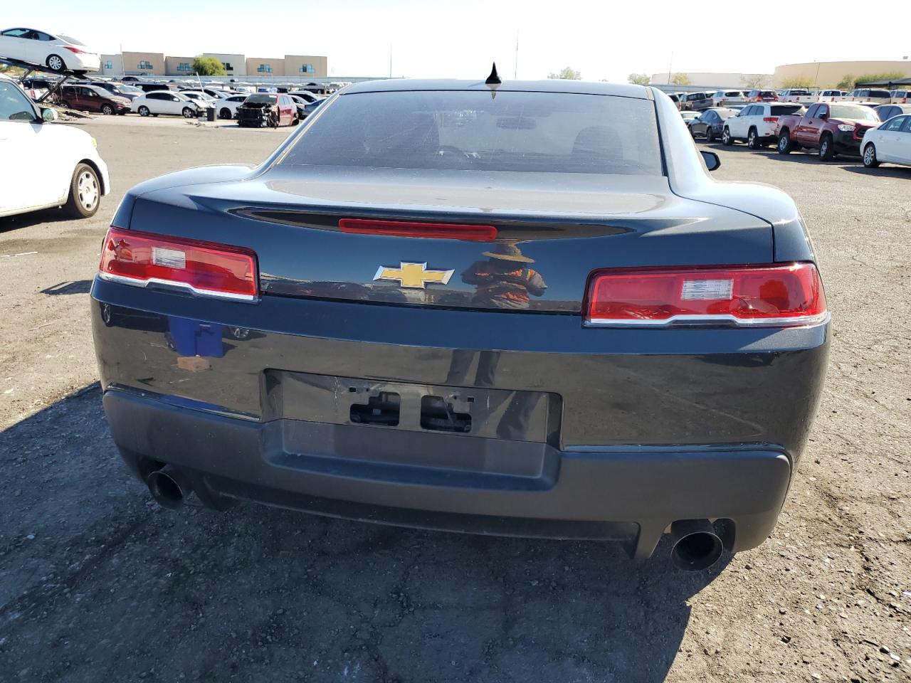 2G1FB1E38F9311860 2015 Chevrolet Camaro Ls