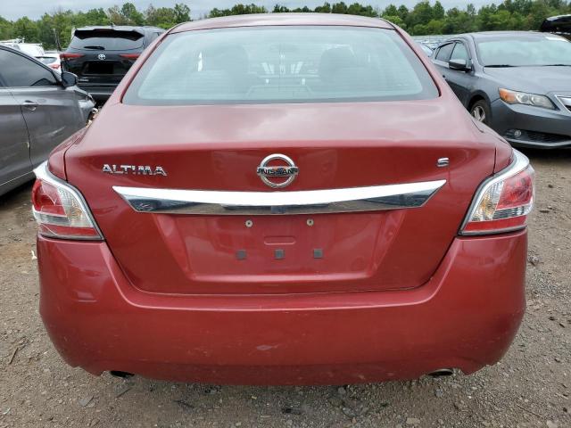  NISSAN ALTIMA 2015 Червоний