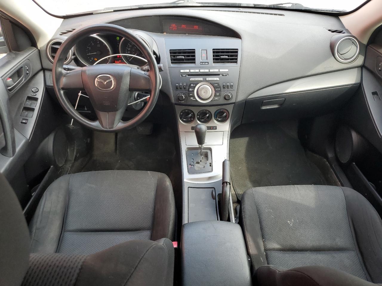 JM1BL1KF2B1412666 2011 Mazda 3 I