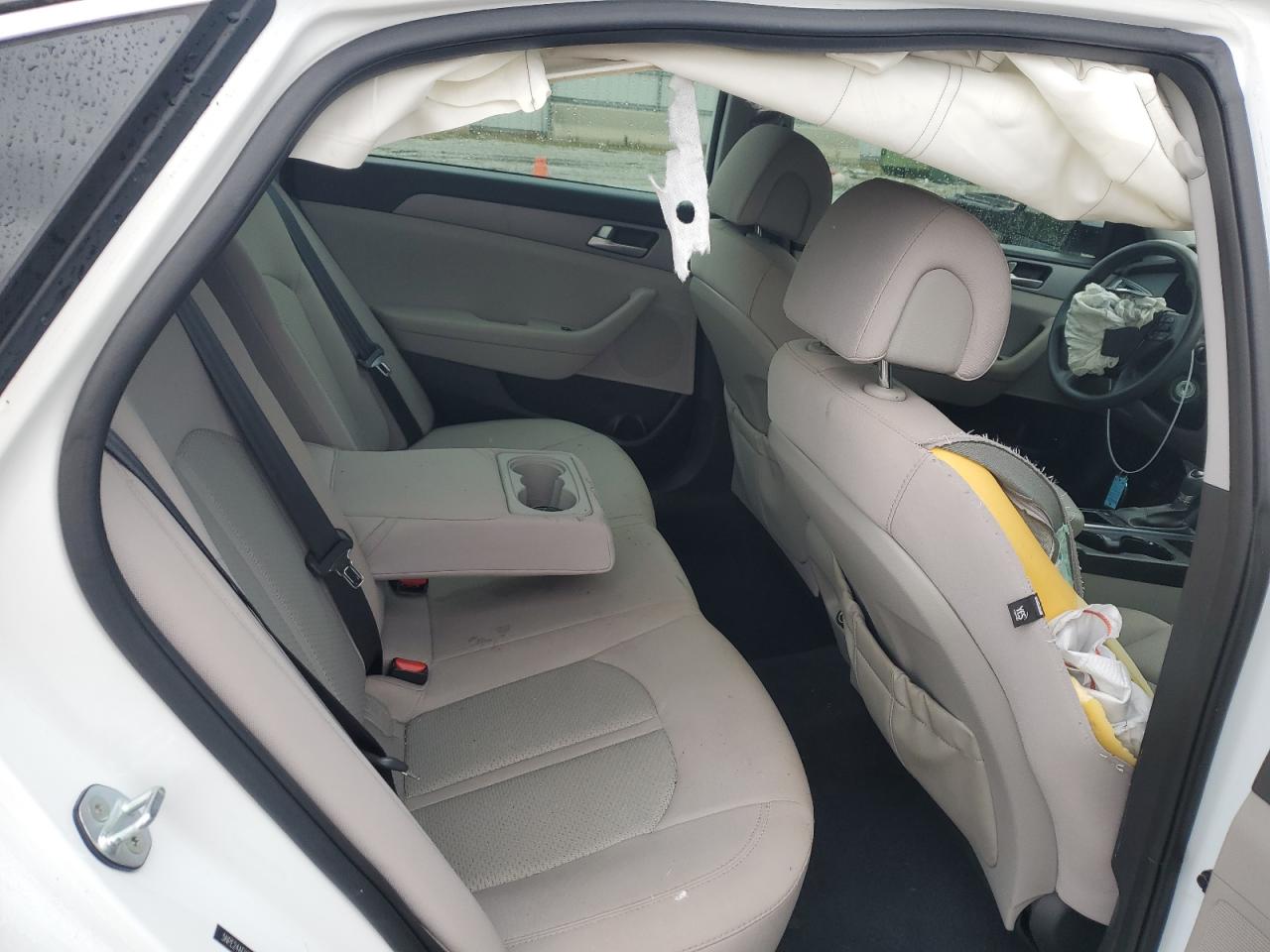 2016 Hyundai Sonata - Image 10