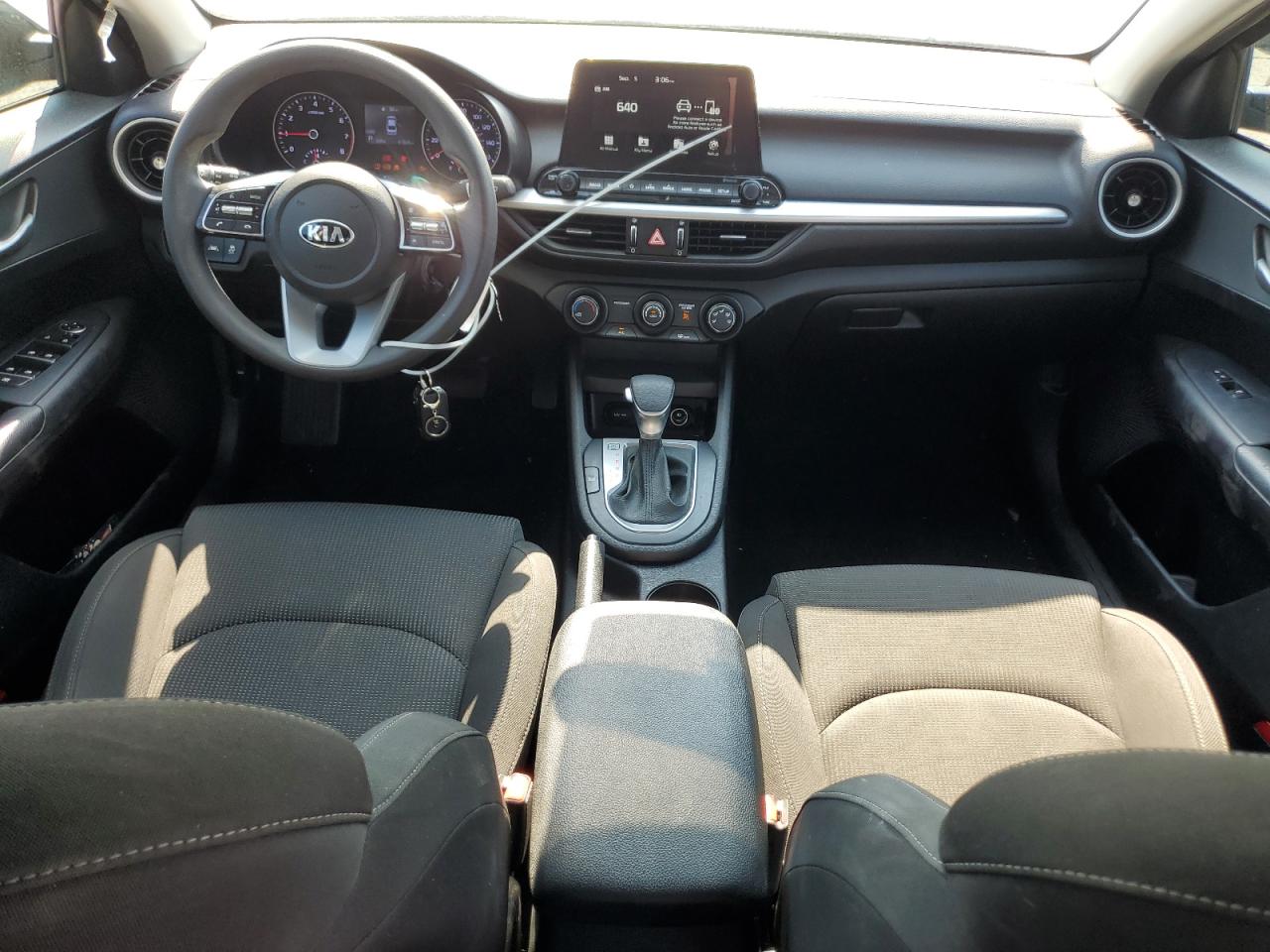 2020 Kia Forte - Image 8