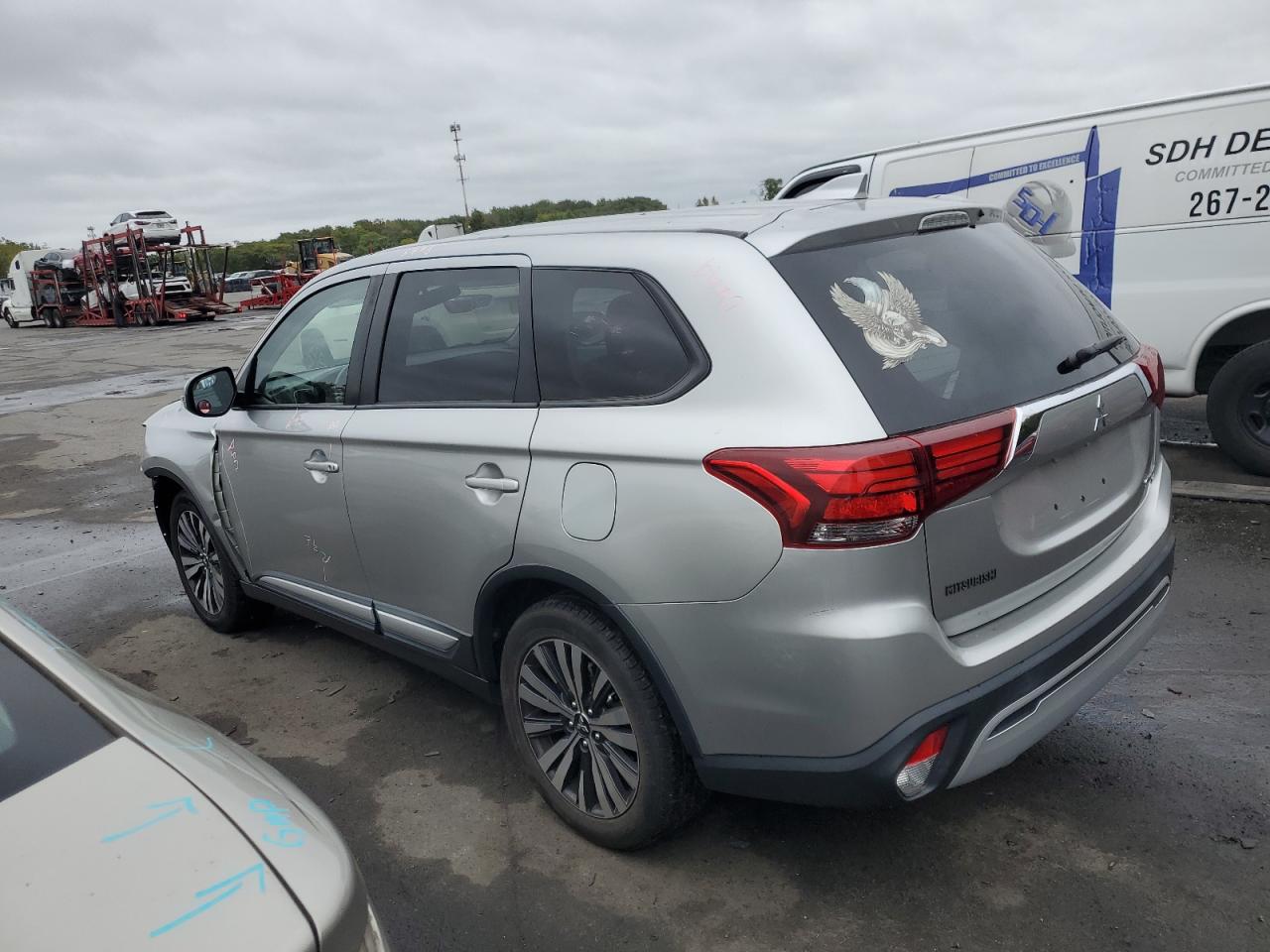 JA4AD3A38KZ047241 2019 Mitsubishi Outlander Se