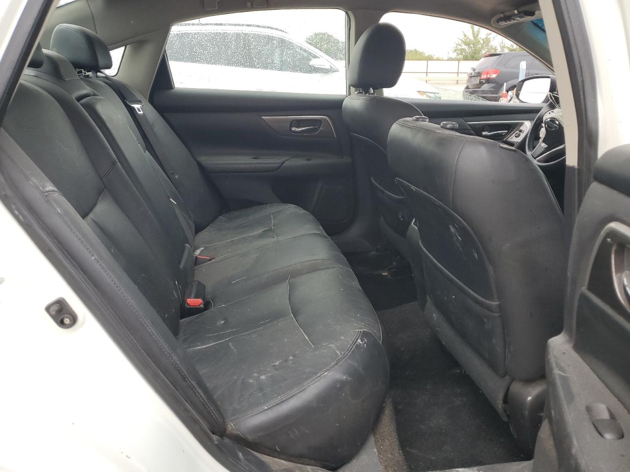 2014 Nissan Altima - Image 10