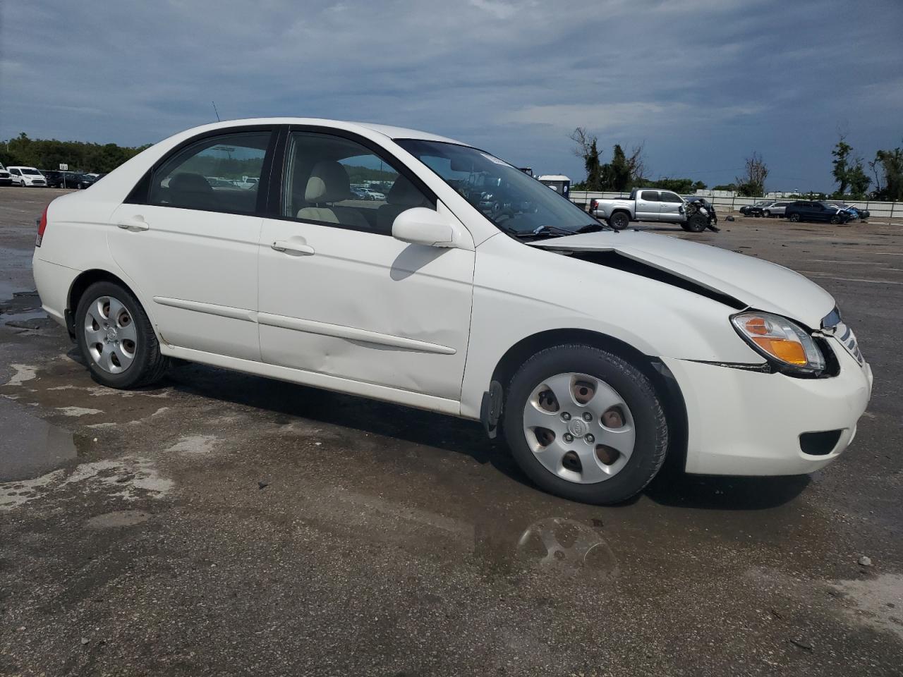 2007 Kia Spectra - Image 4