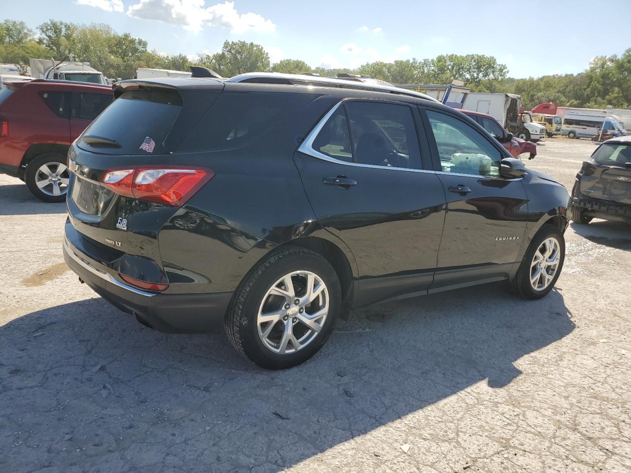 2018 Chevrolet Equinox - Image 3
