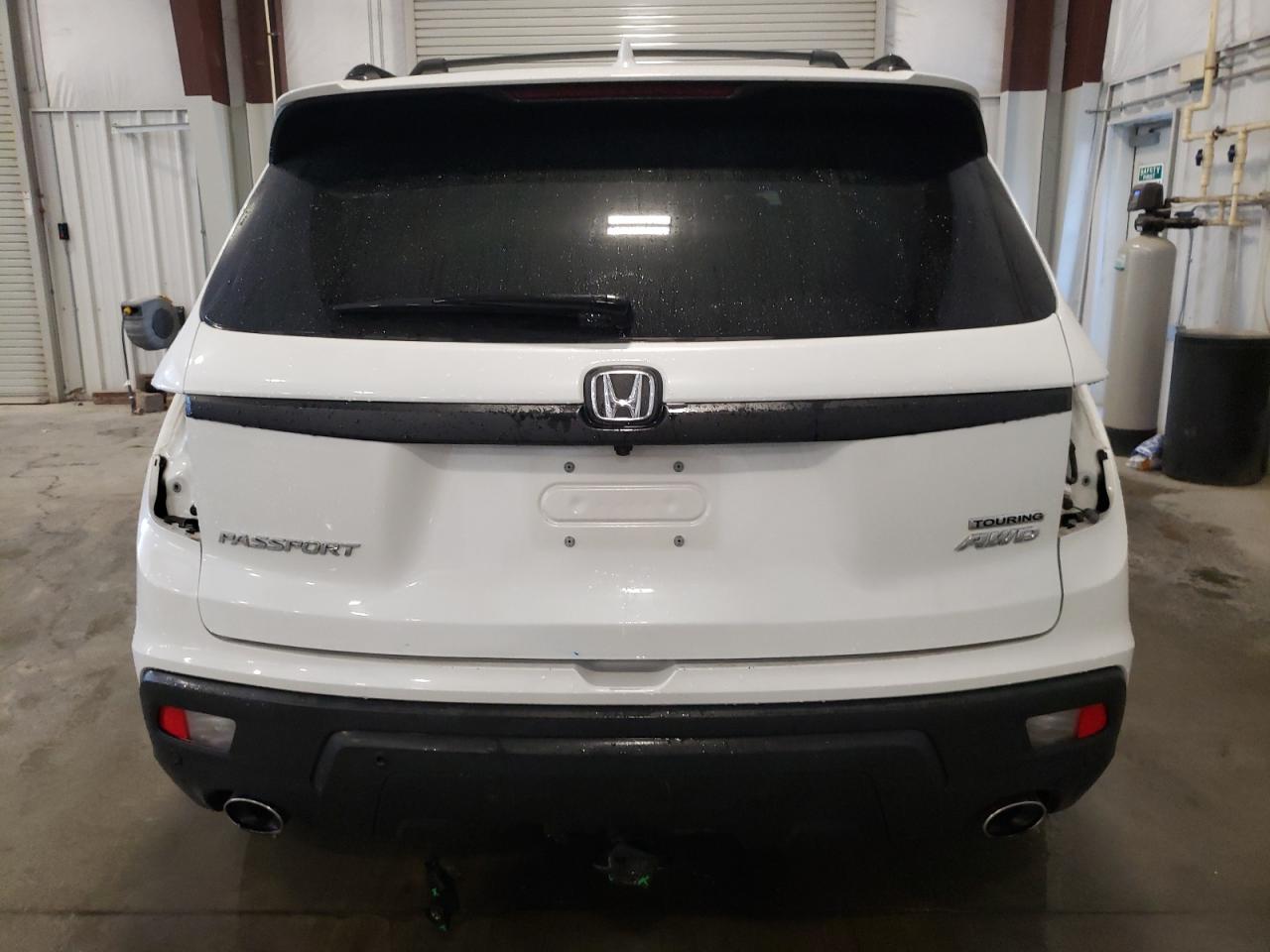 2020 Honda Passport Touring VIN: 5FNYF8H9XLB008647 Lot: 73320804