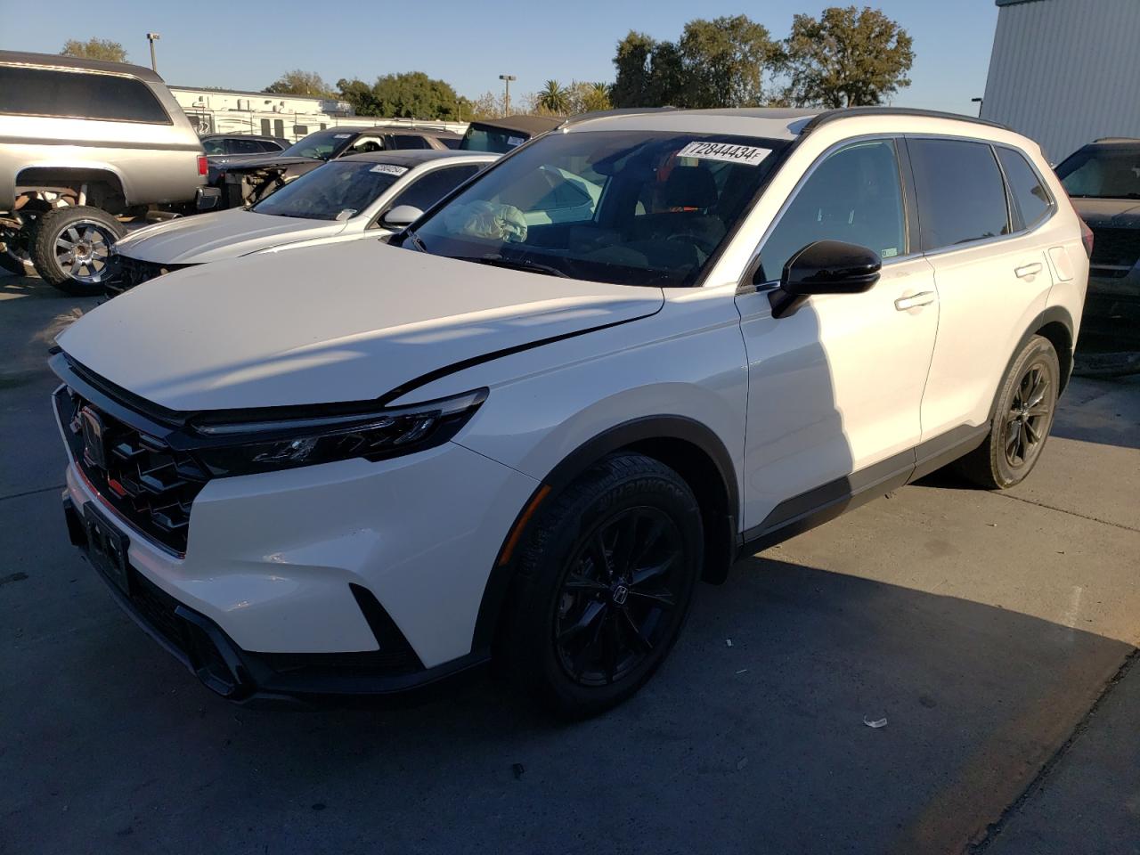 2023 Honda CR-V - Image 1