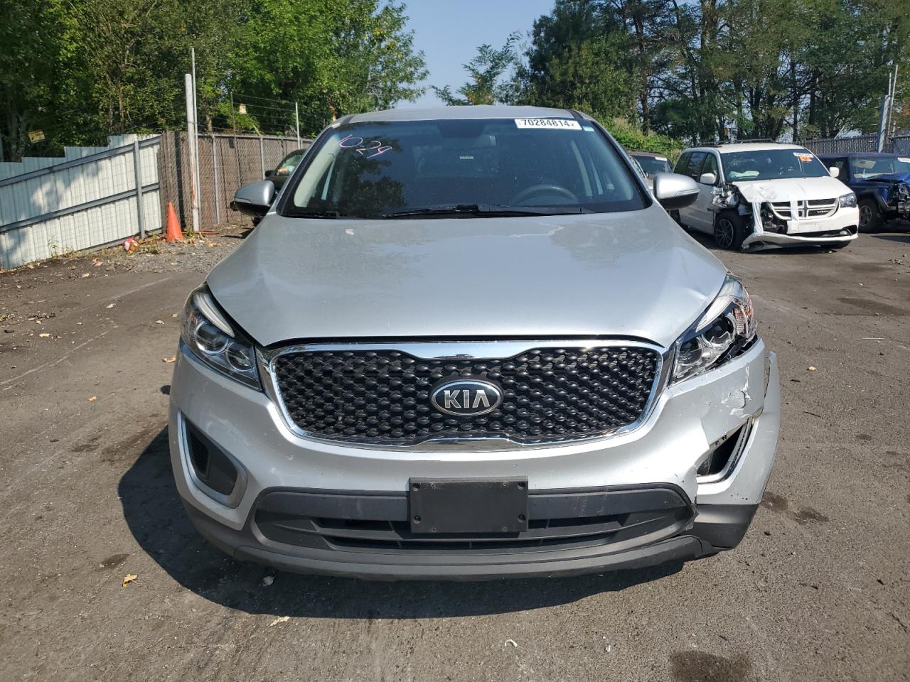 2017 Kia Sorento - Image 5