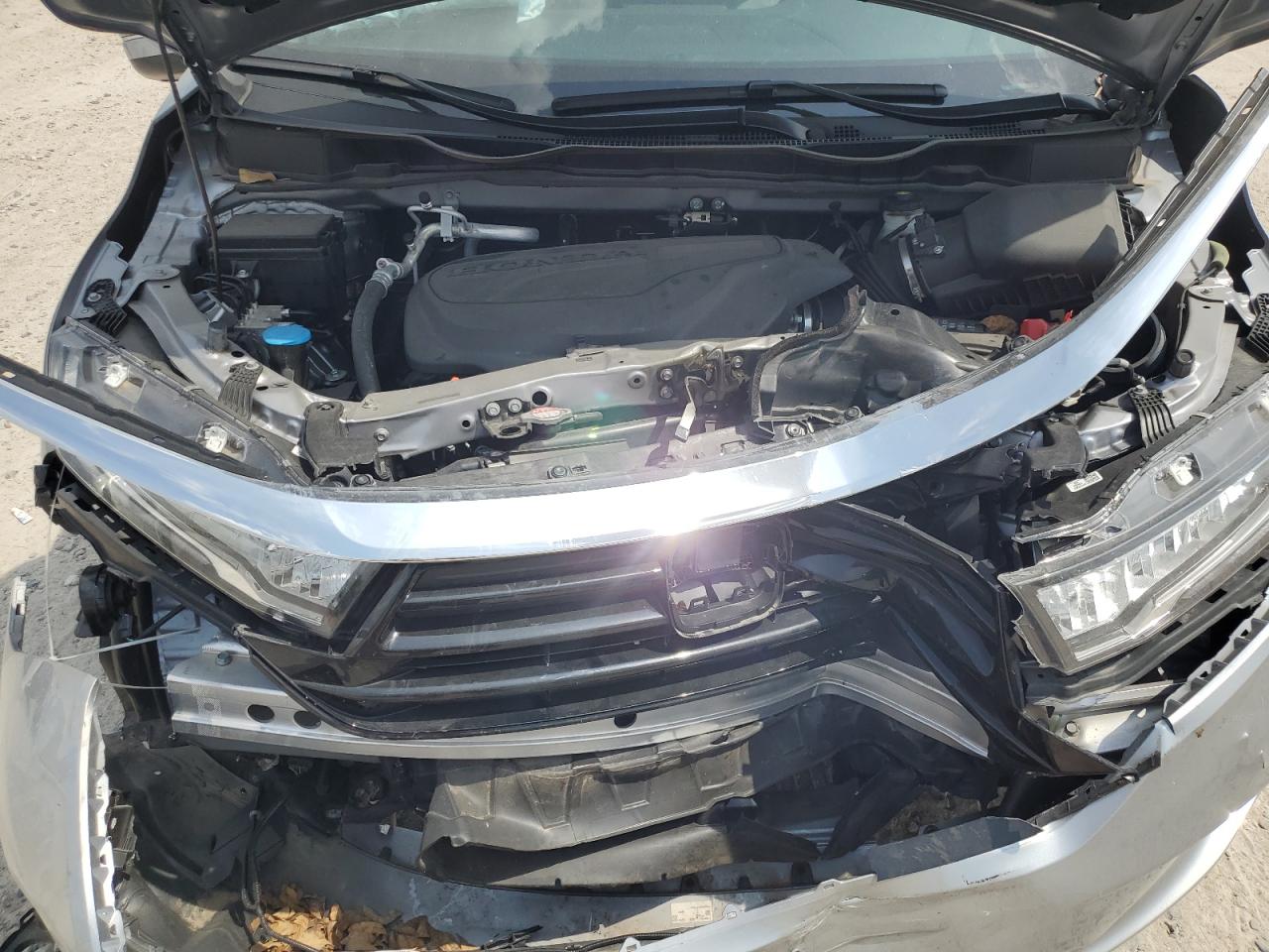 2022 Honda Odyssey - Image 12