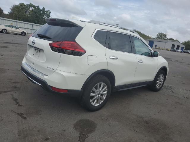  NISSAN ROGUE 2017 White