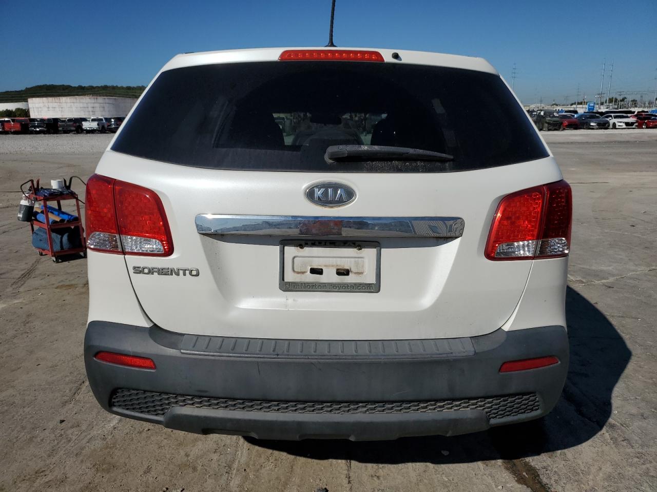 2012 Kia Sorento Base VIN: 5XYKT3A1XCG232130 Lot: 73688474