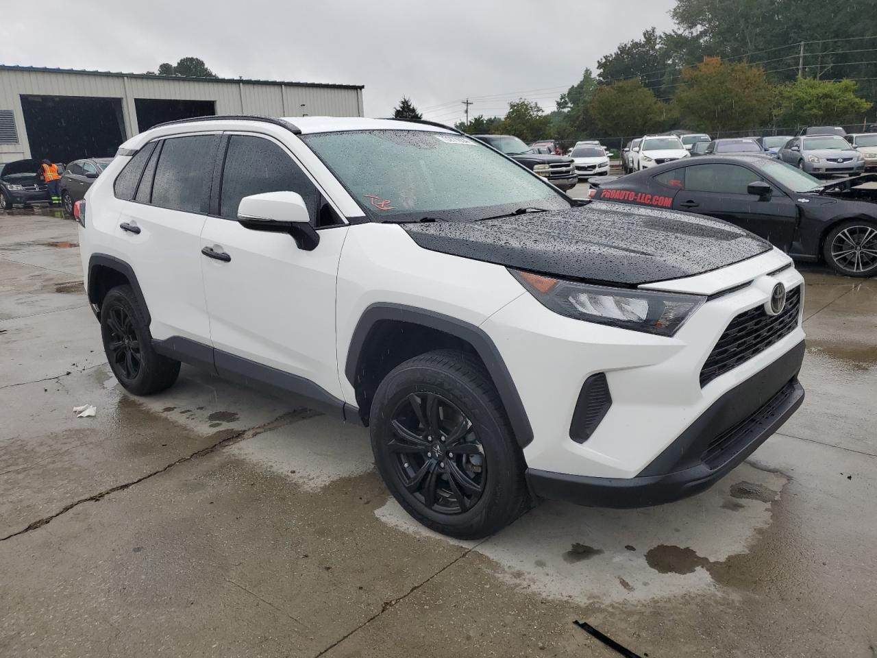 2020 Toyota RAV 4 - Image 4