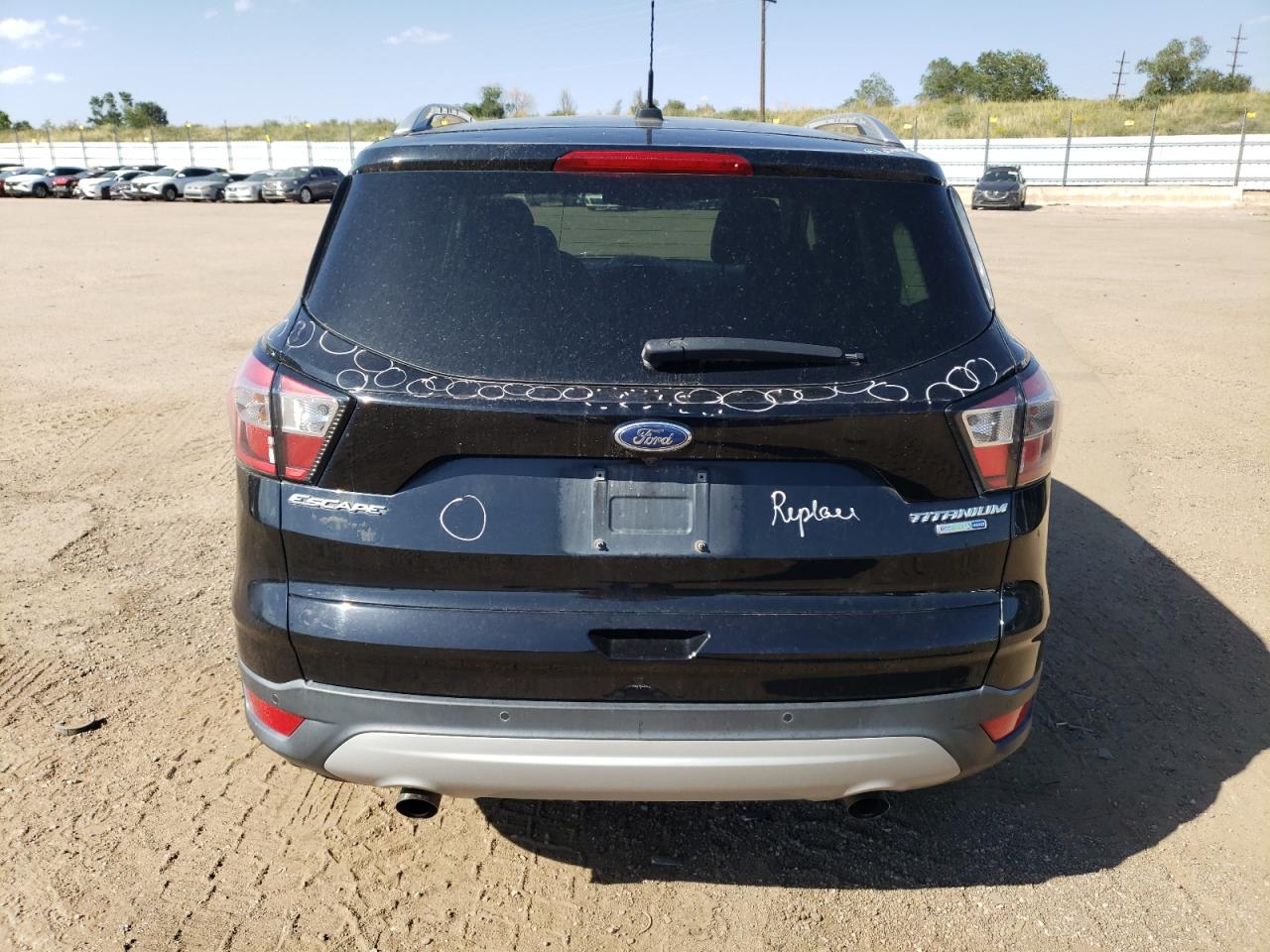 1FMCU9J94HUD80687 2017 Ford Escape Titanium