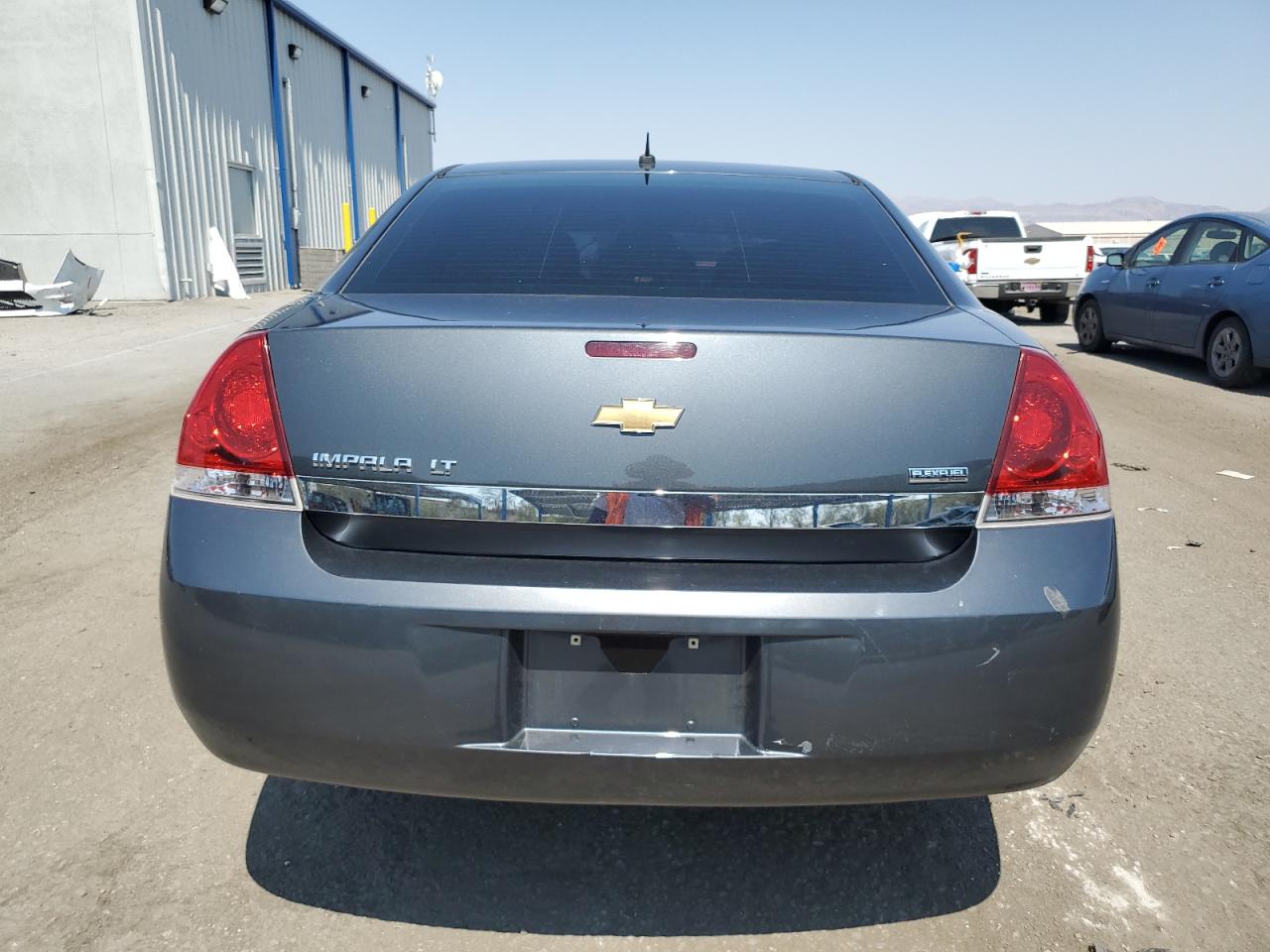 2G1WG5EK4B1123085 2011 Chevrolet Impala Lt