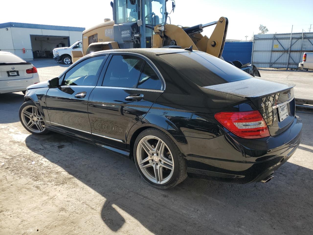 VIN WDDGF5HBXDA851812 2013 MERCEDES-BENZ C-CLASS no.2