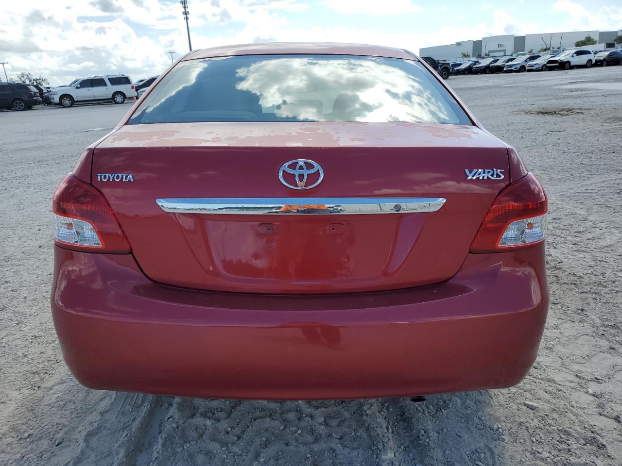 2011 Toyota Yaris VIN: JTDBT9K31BL001168 Lot: 72737824