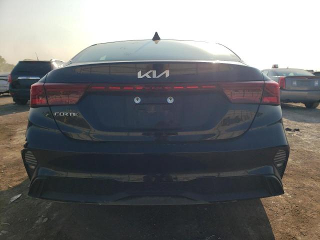 3KPF24AD5PE662638 Kia Forte LX 6