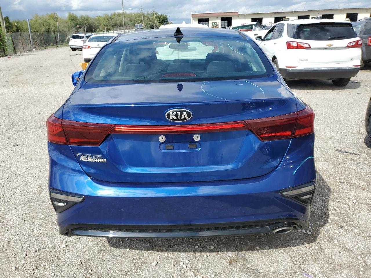 2021 Kia Forte Fe VIN: 3KPF24AD5ME325155 Lot: 72070374