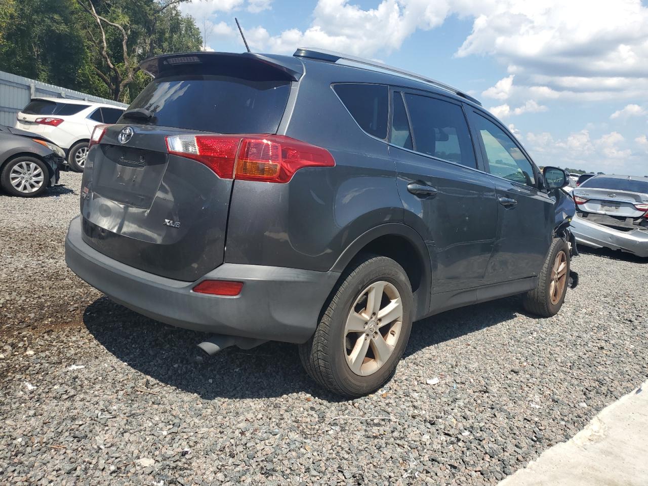2013 Toyota RAV 4 - Image 3