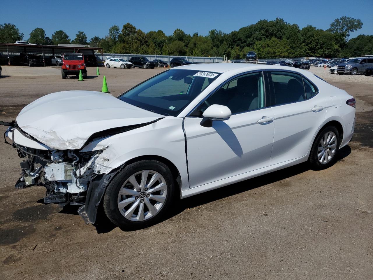 4T1B11HK0KU750717 2019 TOYOTA CAMRY - Image 1