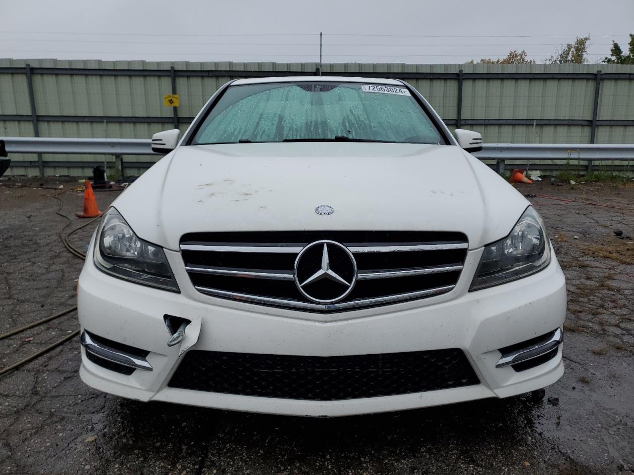 VIN WDDGF8AB1EA941850 2014 MERCEDES-BENZ C-CLASS no.5