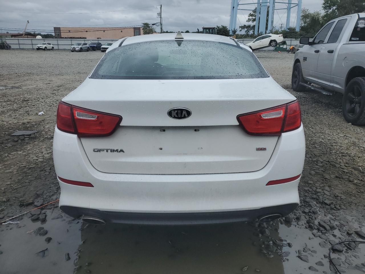 5XXGM4A77FG435370 2015 Kia Optima Lx