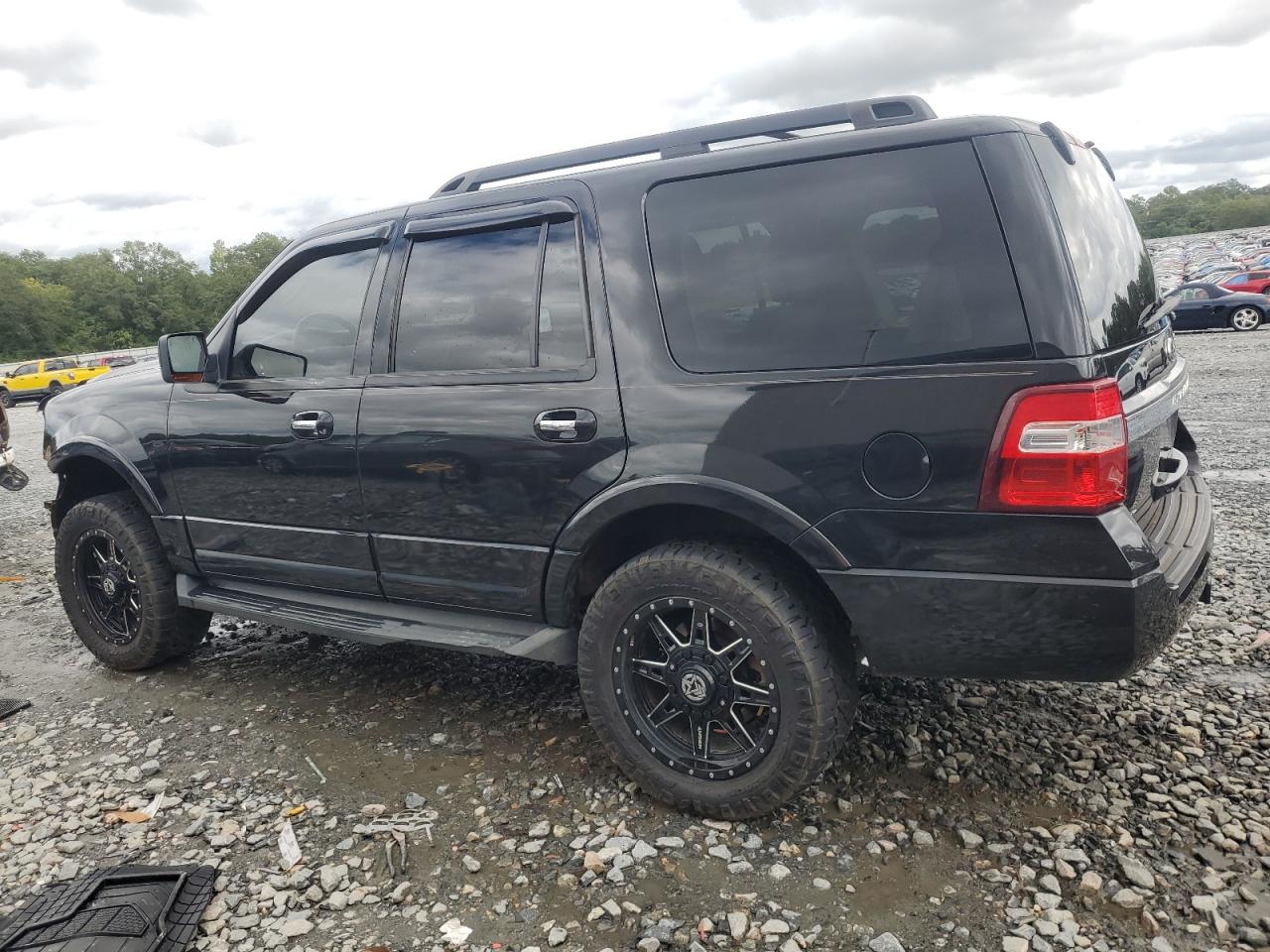 1FMJU1HT2FEF02884 2015 FORD EXPEDITION - Image 2