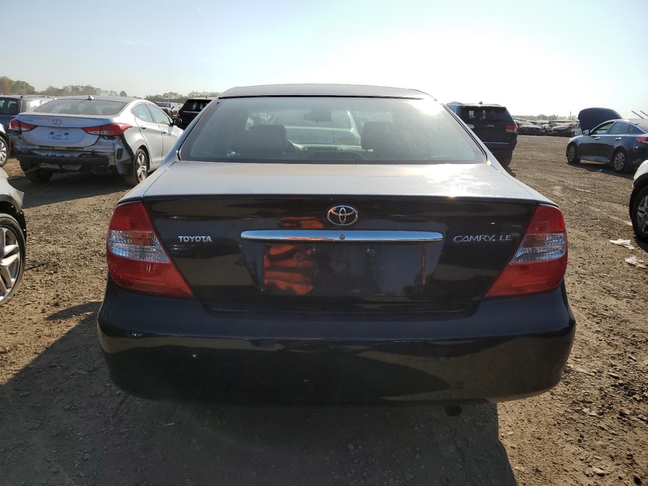 2004 Toyota Camry Le VIN: 4T1BE32KX4U272866 Lot: 71467194