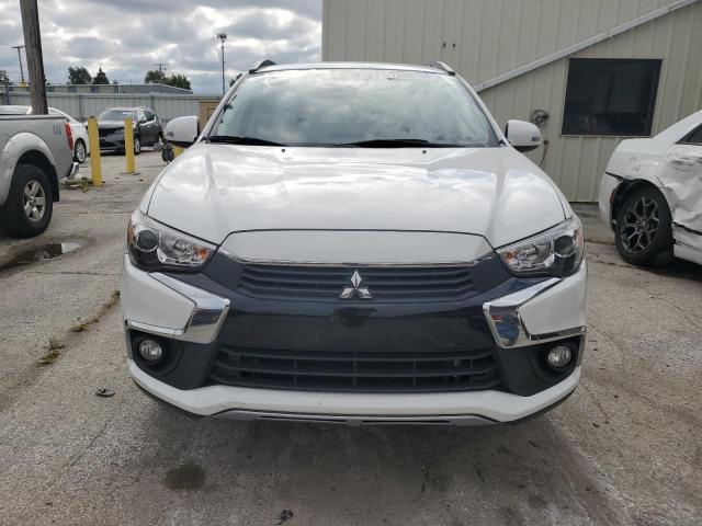  MITSUBISHI OUTLANDER 2017 Білий