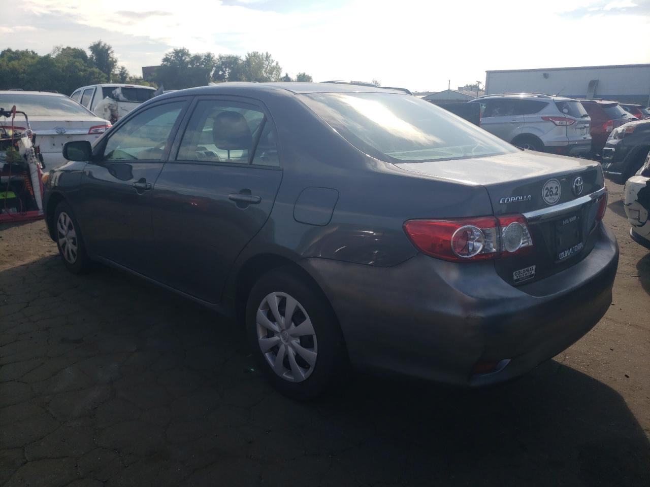 VIN 2T1BU4EE8DC999021 2013 TOYOTA COROLLA no.2