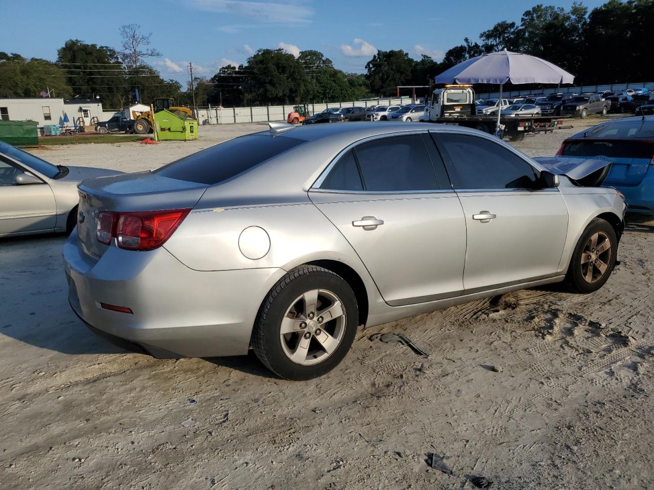 2015 Chevrolet Malibu - Image 3