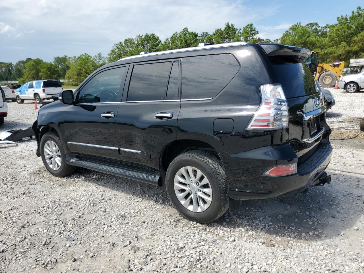 JTJBM7FXXK5211171 2019 LEXUS GX - Image 2