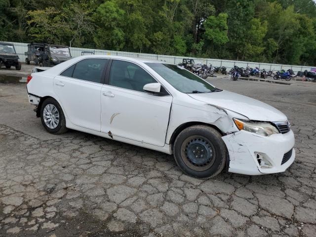  TOYOTA CAMRY 2014 Білий