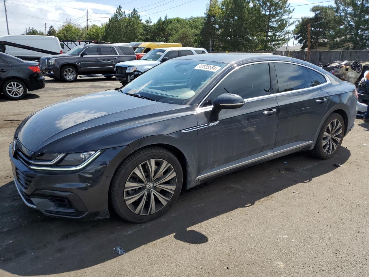 WVWBR7AN8KE000660 2019 VOLKSWAGEN ARTEON - Image 1