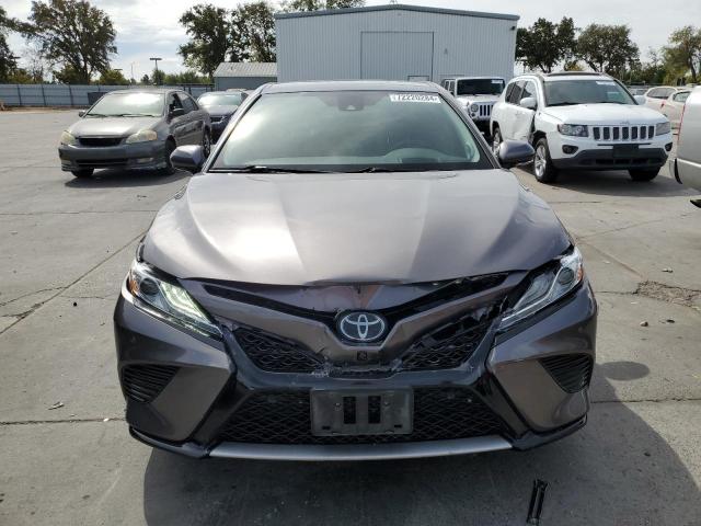  TOYOTA CAMRY 2020 Gray