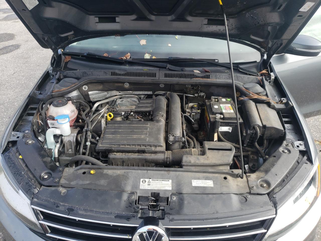 3VWDB7AJ0JM245954 2018 Volkswagen Jetta Se