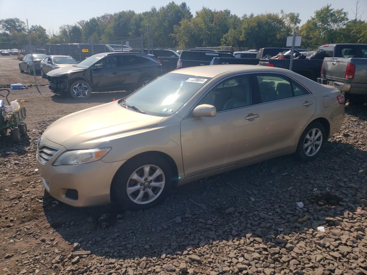 2011 Toyota Camry Base VIN: 4T1BF3EK5BU695487 Lot: 71539044