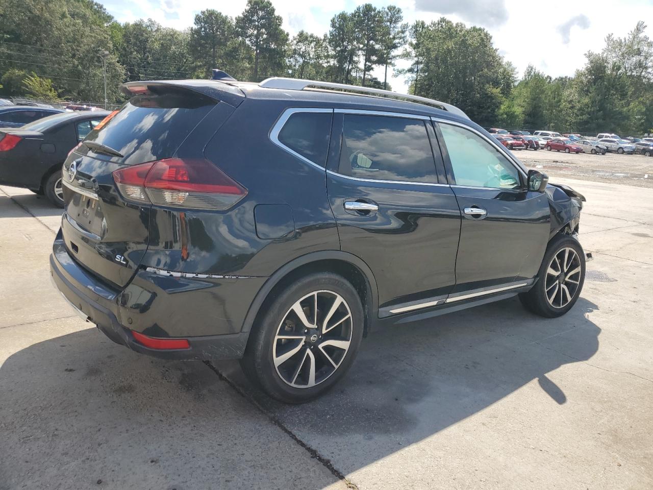 2020 Nissan Rogue - Image 3