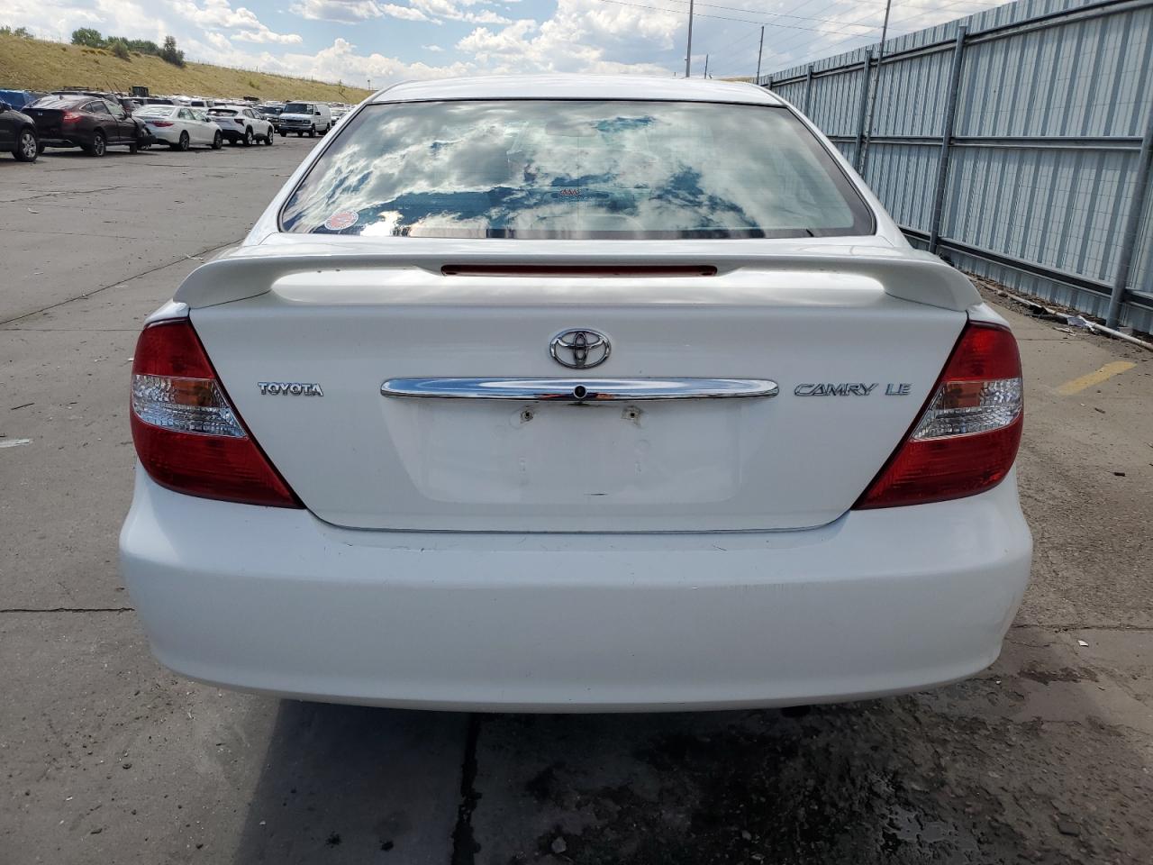 2003 Toyota Camry Le VIN: JTDBE32K630152461 Lot: 71307674